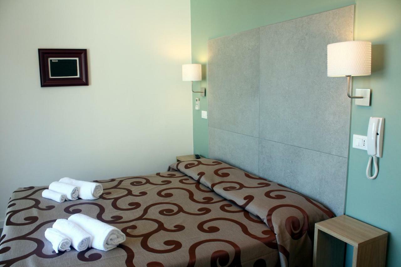 Hotel Helga カオルレ エクステリア 写真